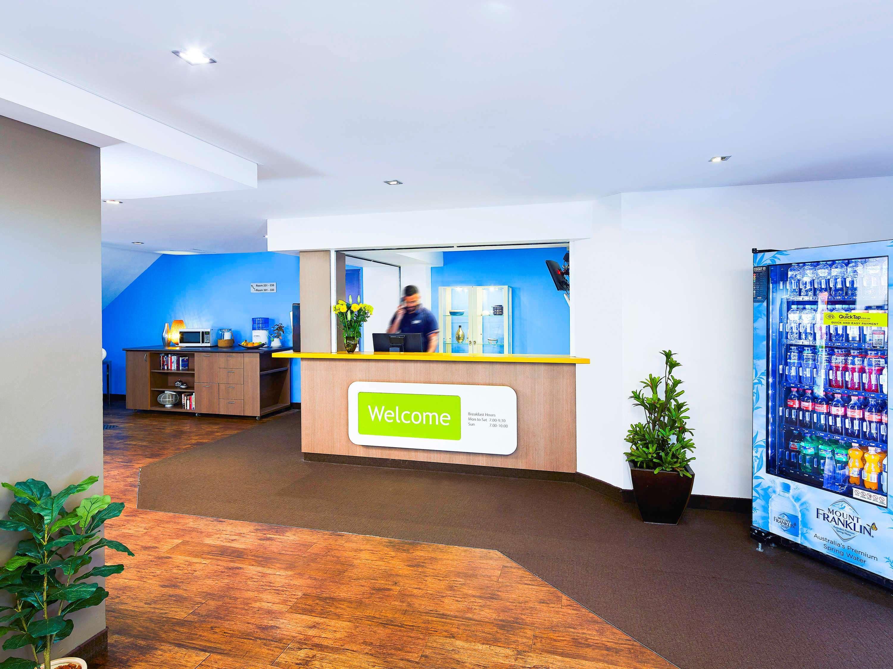Ibis Budget Perth Airport Exterior foto